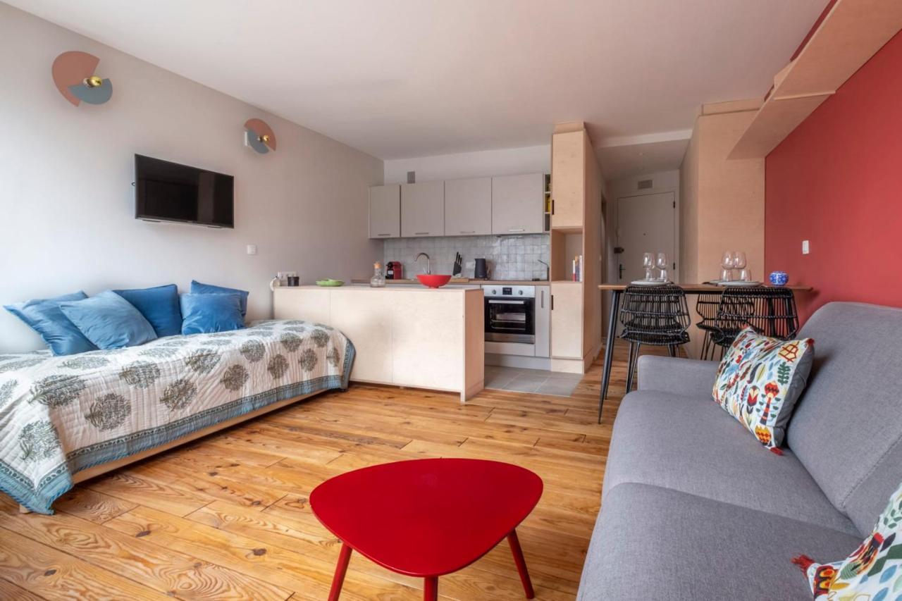 Modern Studio With Mont Blanc View And Pool Σαμονί Εξωτερικό φωτογραφία