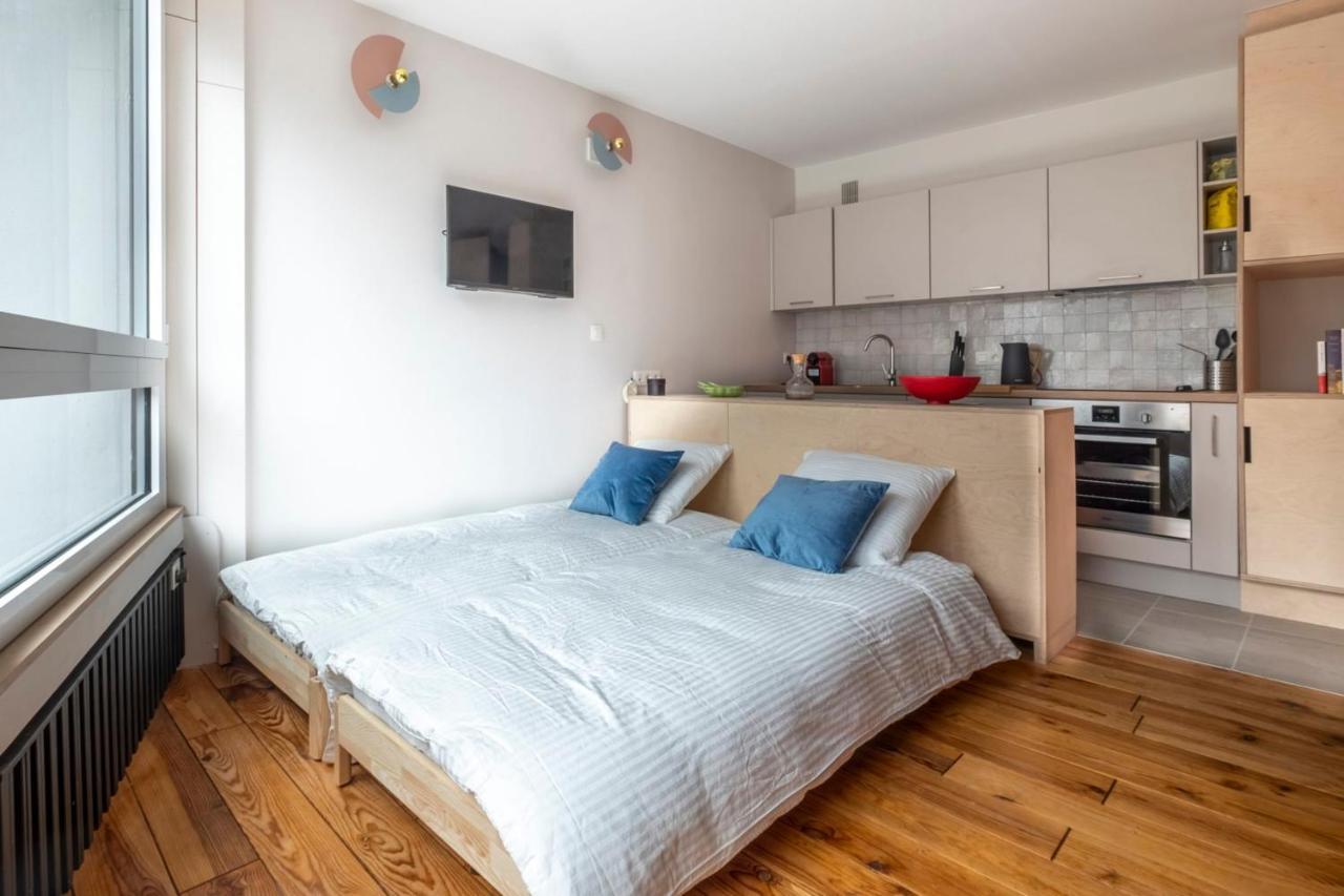 Modern Studio With Mont Blanc View And Pool Σαμονί Εξωτερικό φωτογραφία
